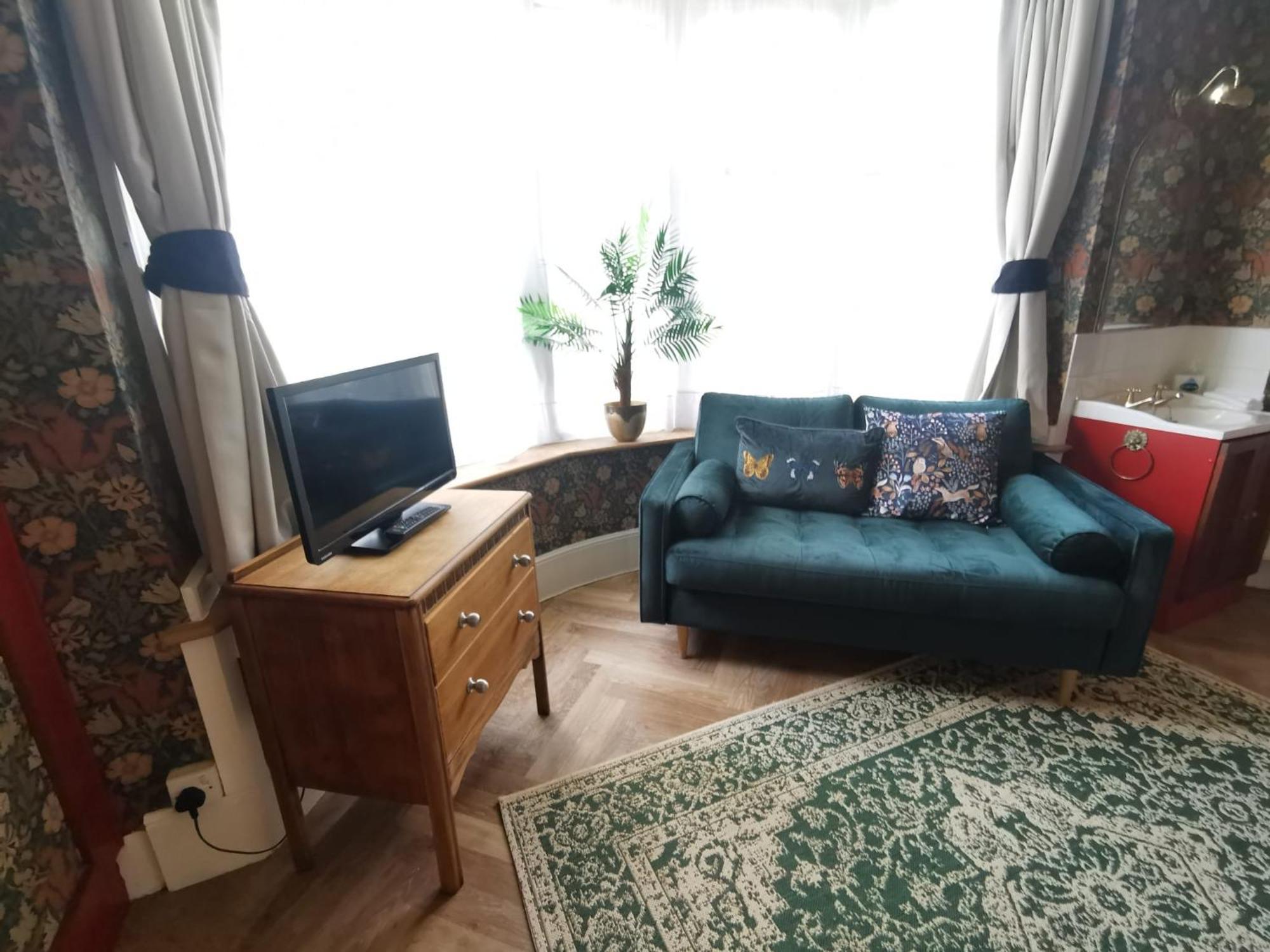 William Morris, Spacious Ground Floor Lux Double Bedroom Bexhill-on-Sea Εξωτερικό φωτογραφία